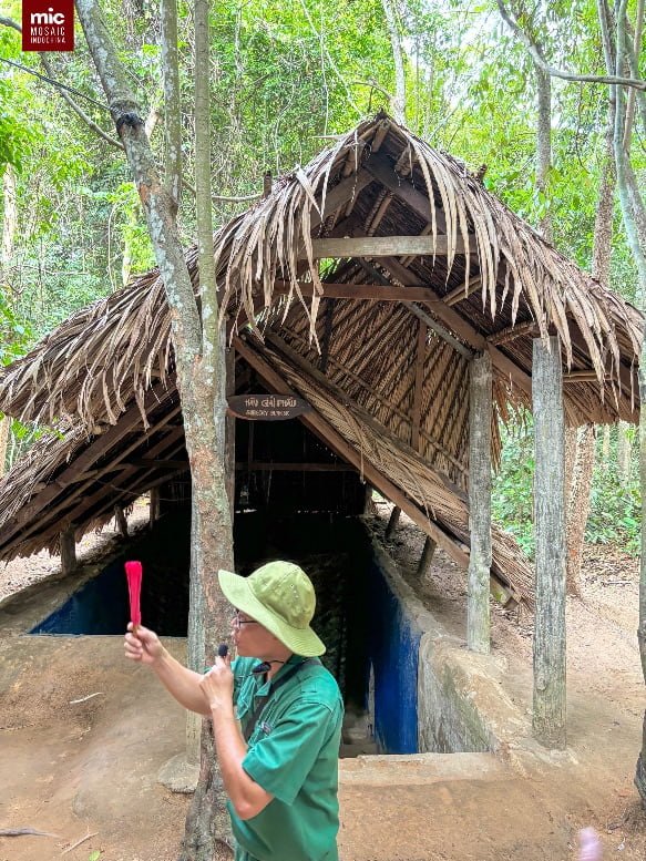 Cu Chi tunnels