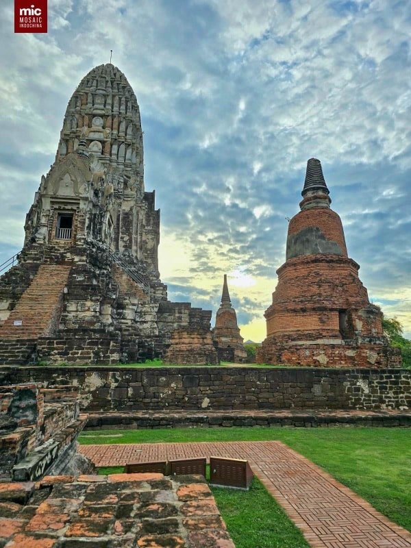 Wat Ratchaburana